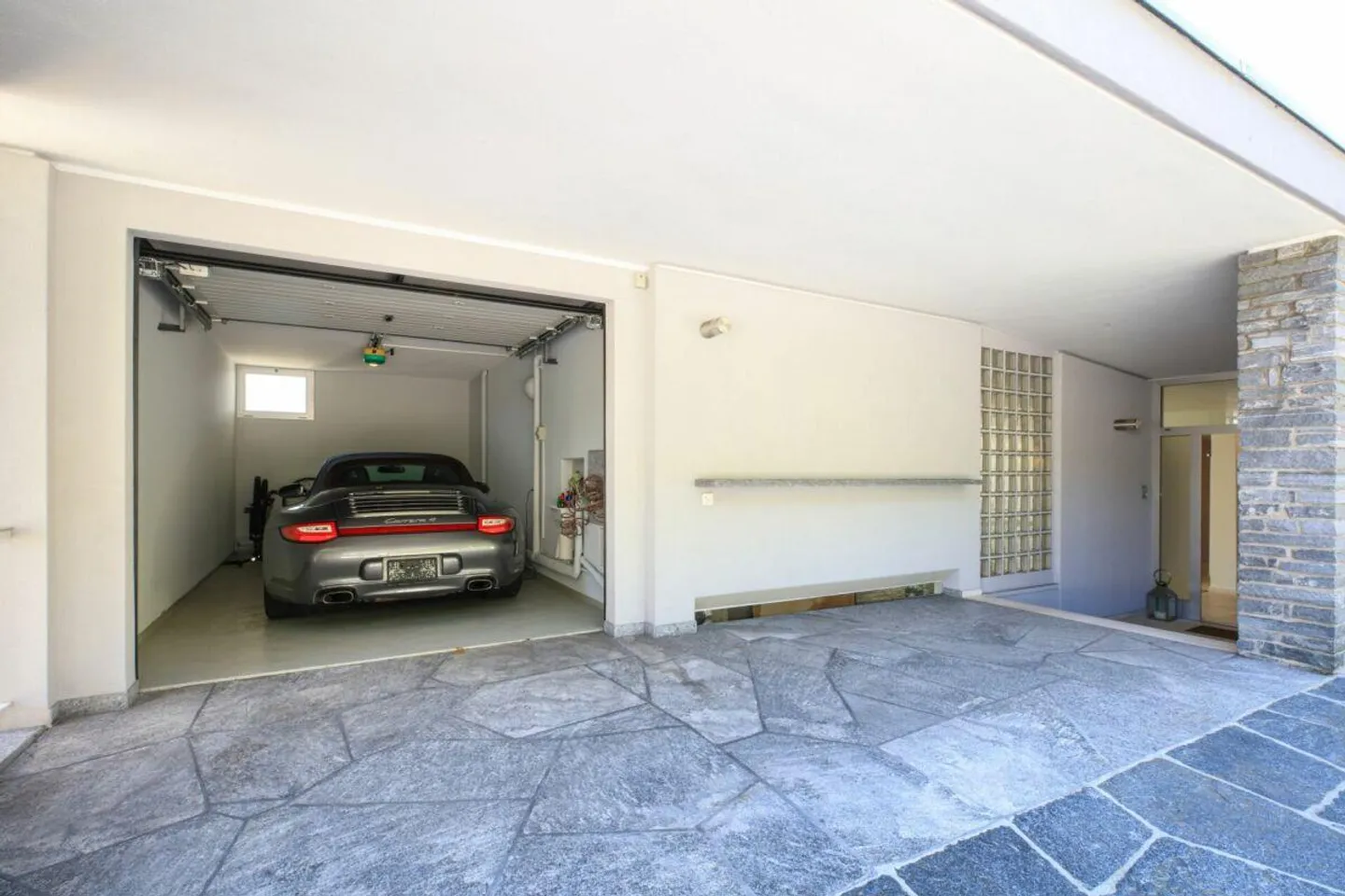 ORSELINA - Villa prestigieuse dans un style design, signée par le célèbre architecte Pisenti - Photo 29 sur 29