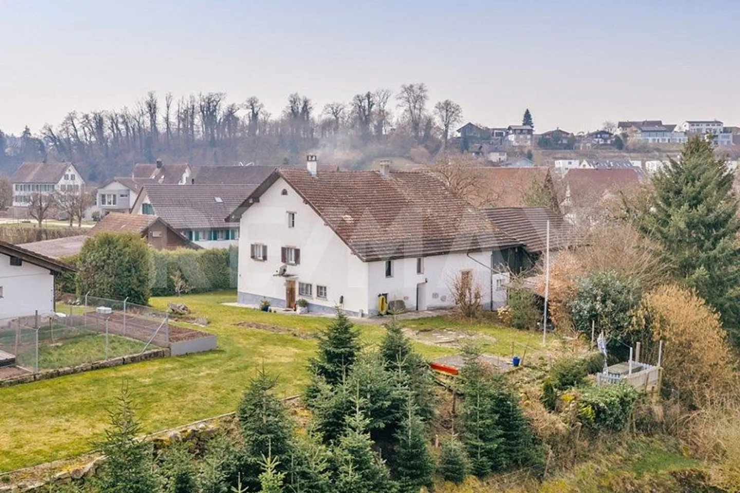 Neither Fish nor Fowl - a special property - Photo 2 of 11