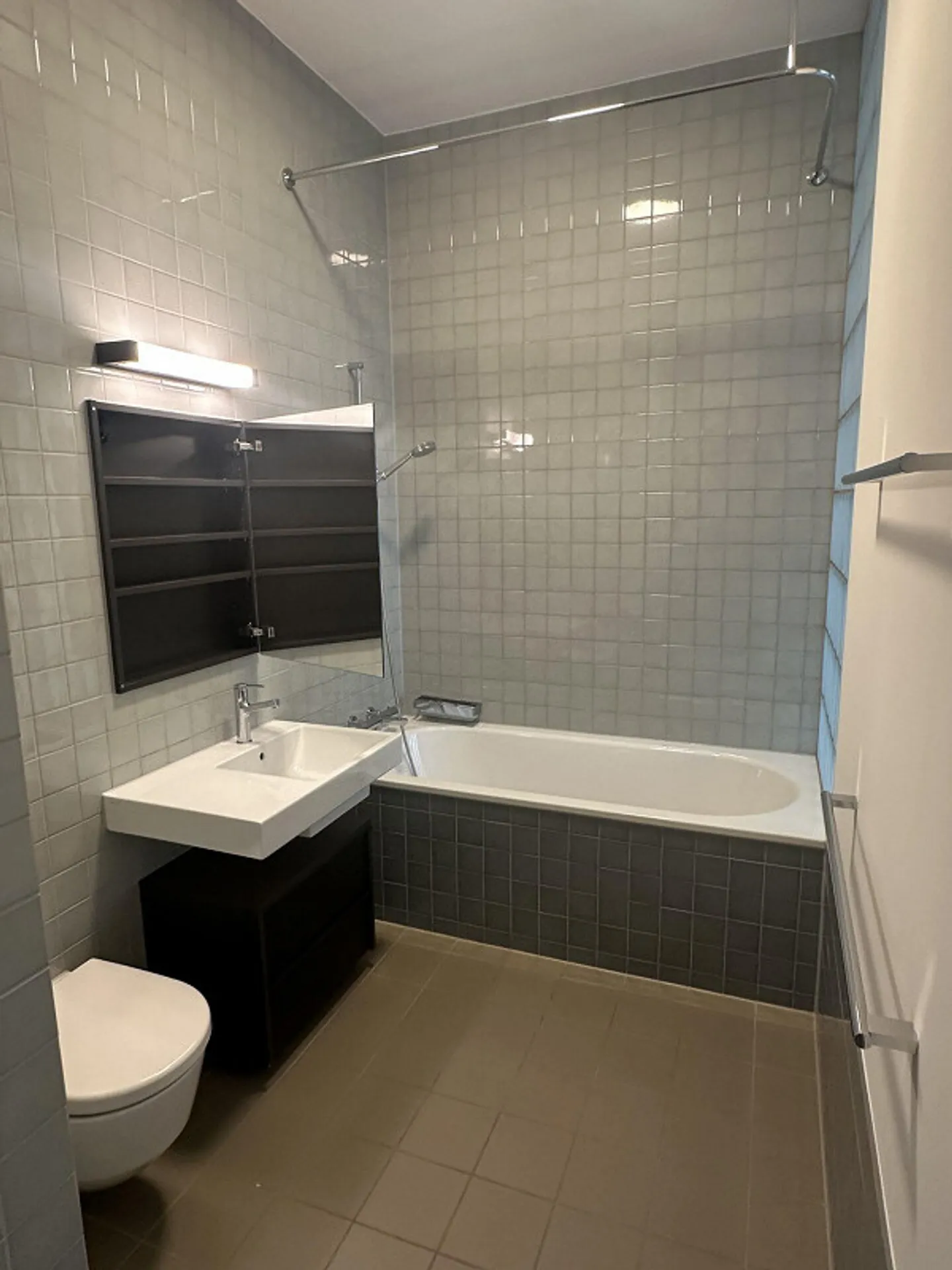 Europaallee / 2.5-room apartment in the center of Zurich - Photo 6 of 6