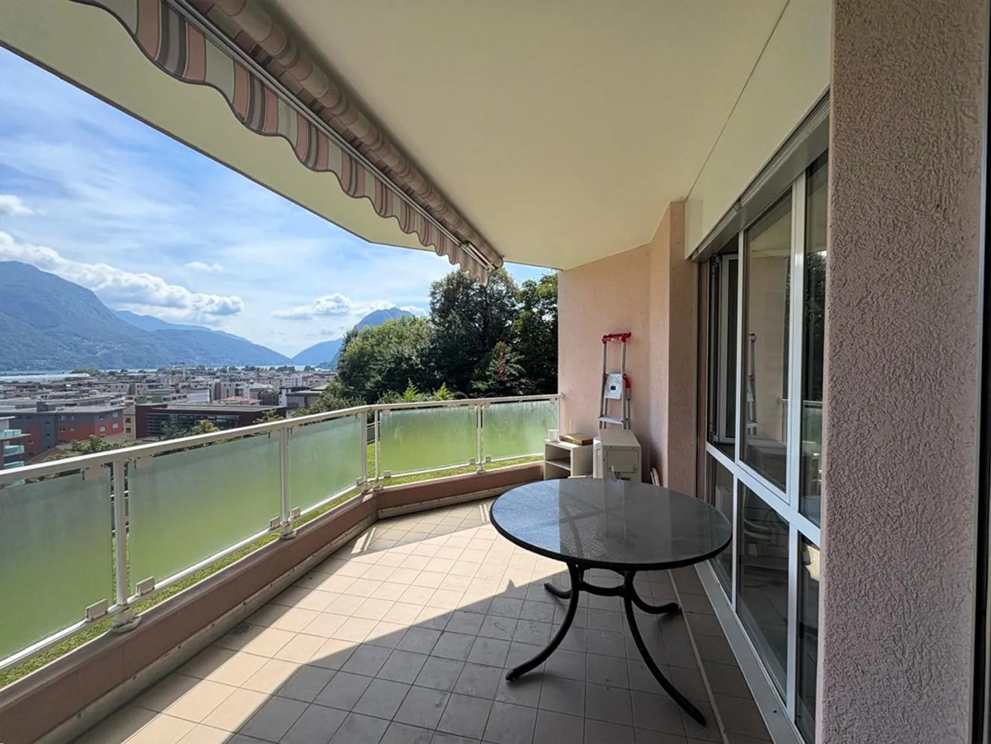 PRACHTVOLLE AUSSICHT VON IHREM NEUEN ZUHAUSE - Foto 10 von 11