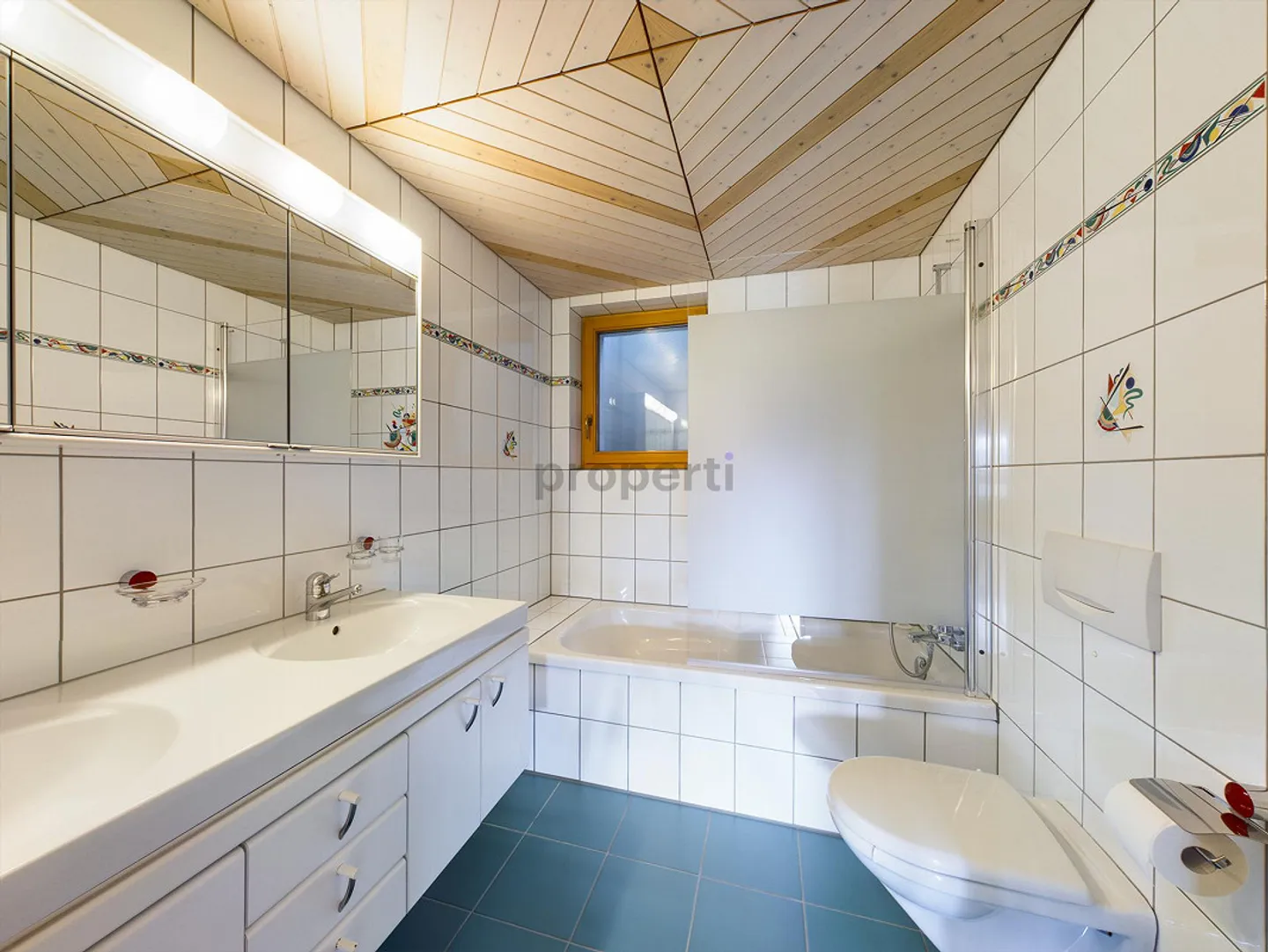 Ampio appartamento di 5,5 stanze con balcone a Sarnen - Foto 8 di 11