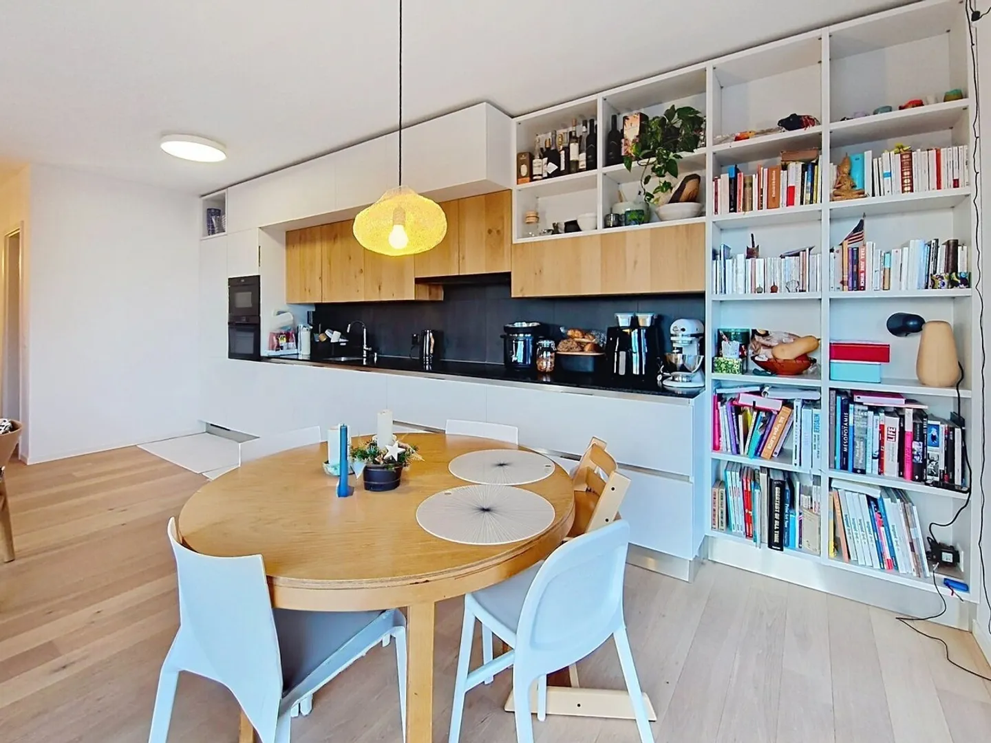 Wunderschöne Wohnung mit Loggia und freiem Blick in ruhiger Lage - Foto 5 von 11