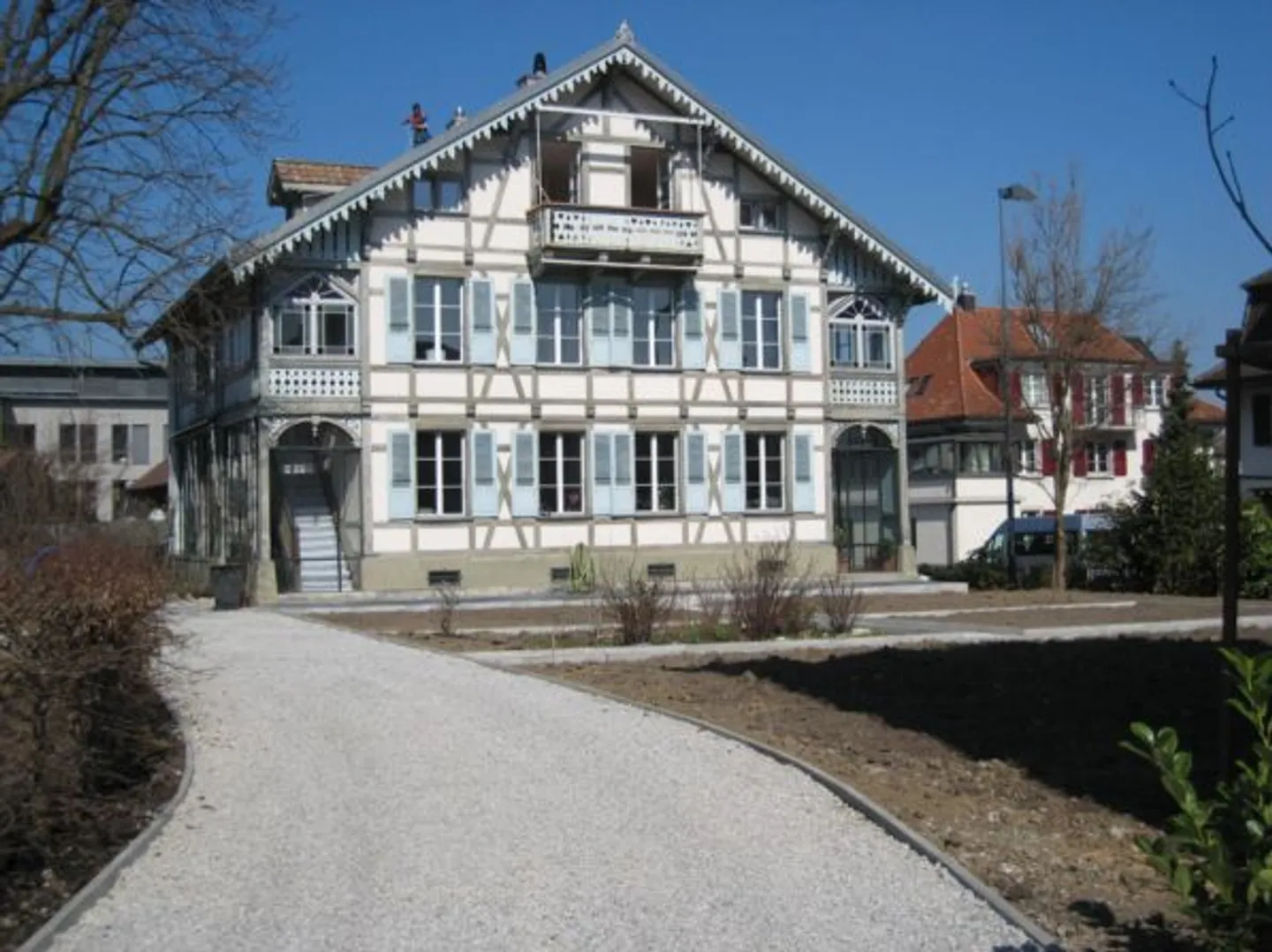 Appartamento affascinante con 3 camere in edificio storico a Belp - Foto 1 di 34