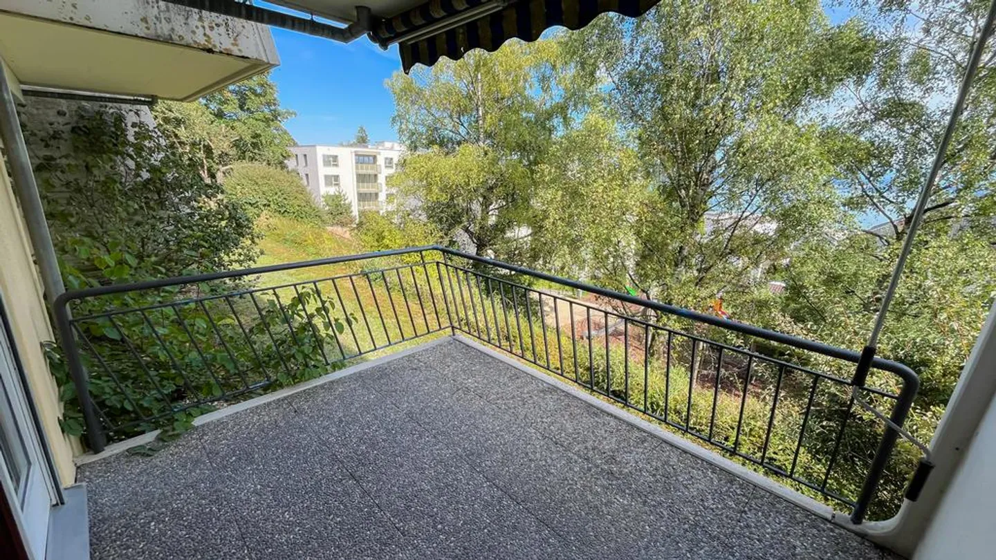 Appartement Charmant avec Vue sur le Lac - Photo 11 sur 12