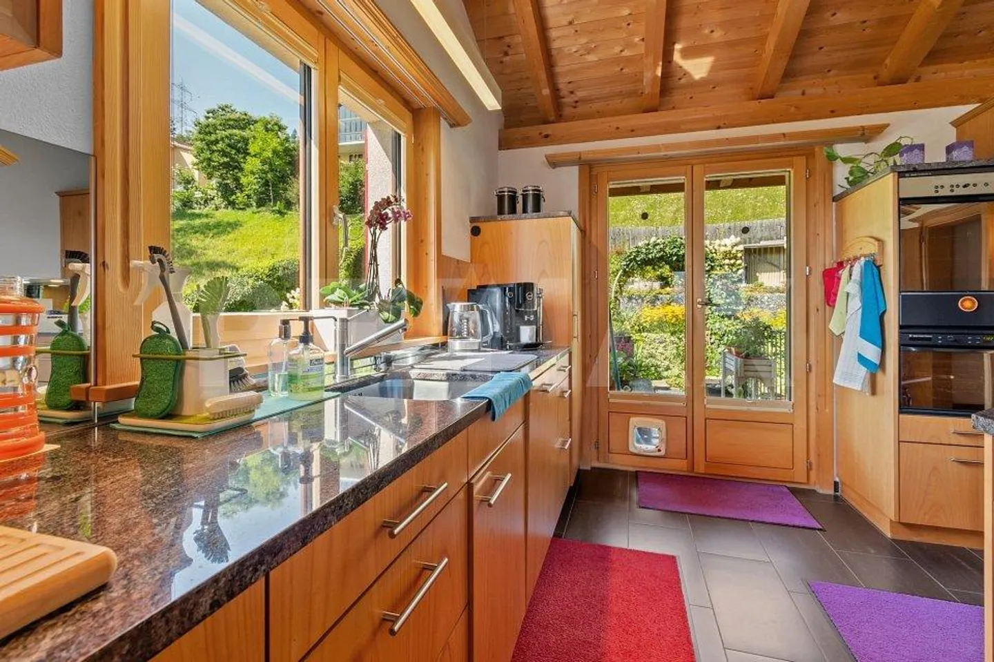 Spacious 6½-room maisonette apartment with garden and beautiful view - Photo 4 of 13