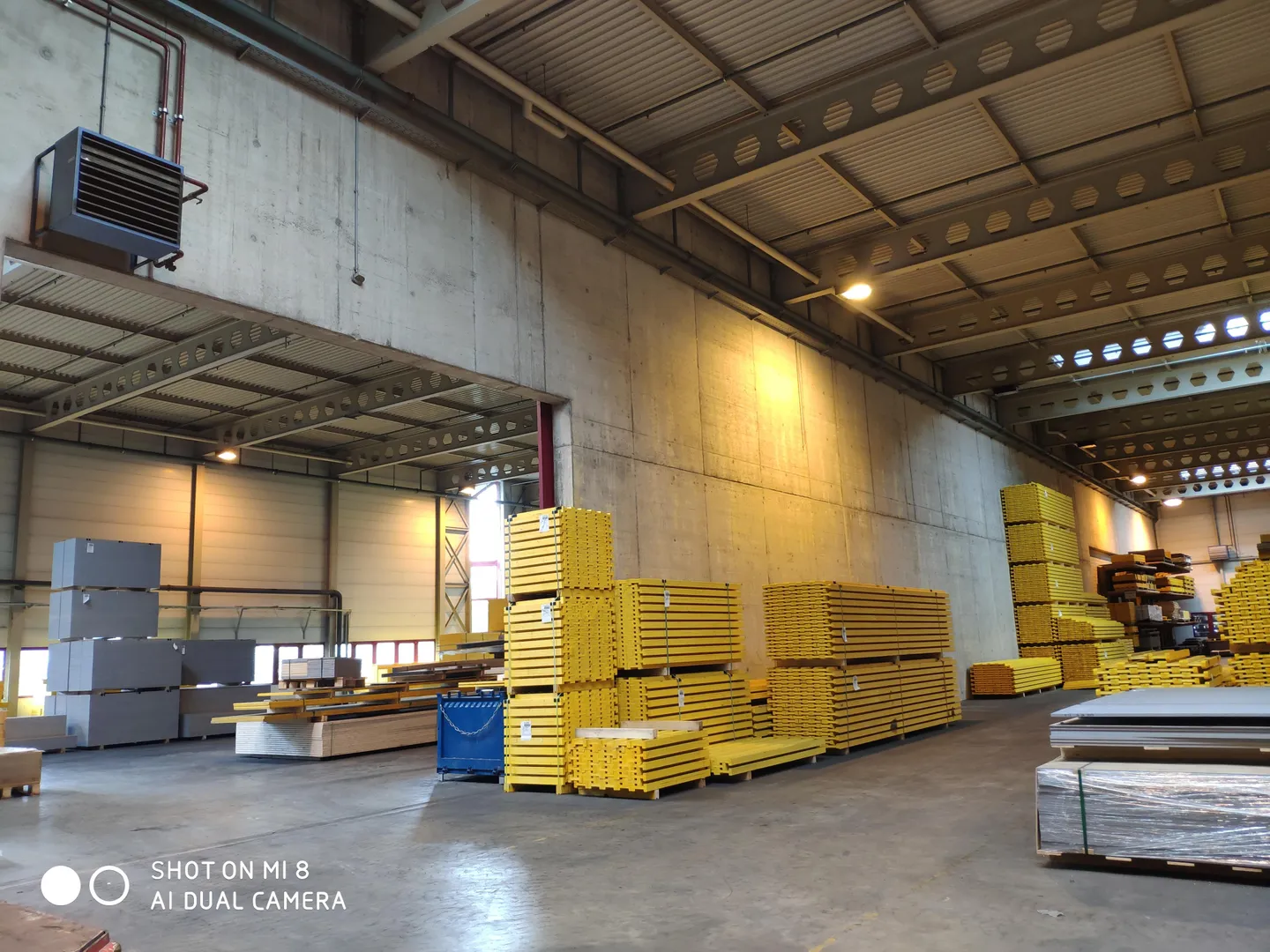 Soluzione spaziale flessibile per un periodo limitato - Hall commerciale di 1'280 m2 - Foto 5 di 5