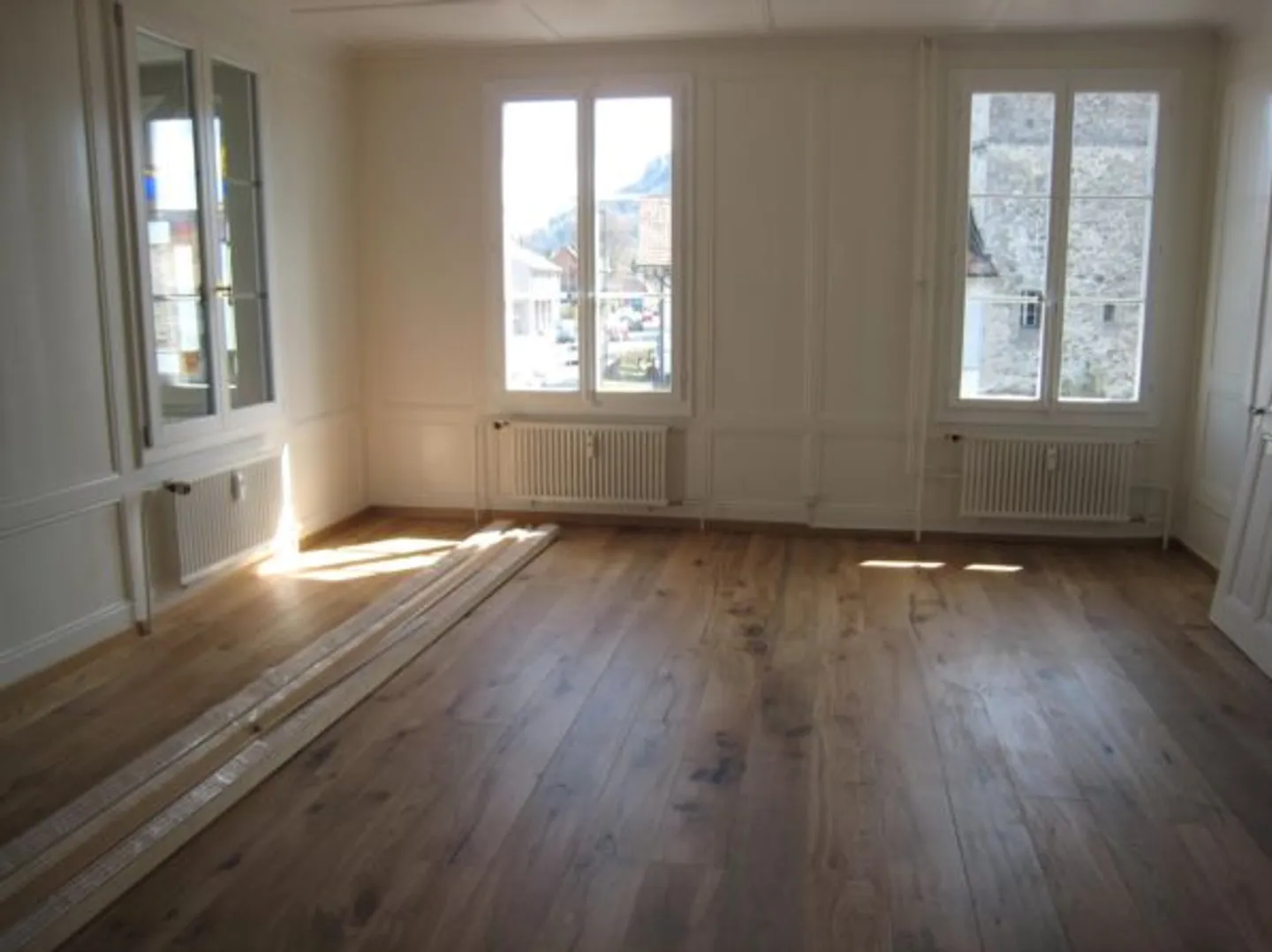 Appartamento affascinante con 3 camere in edificio storico a Belp - Foto 17 di 34