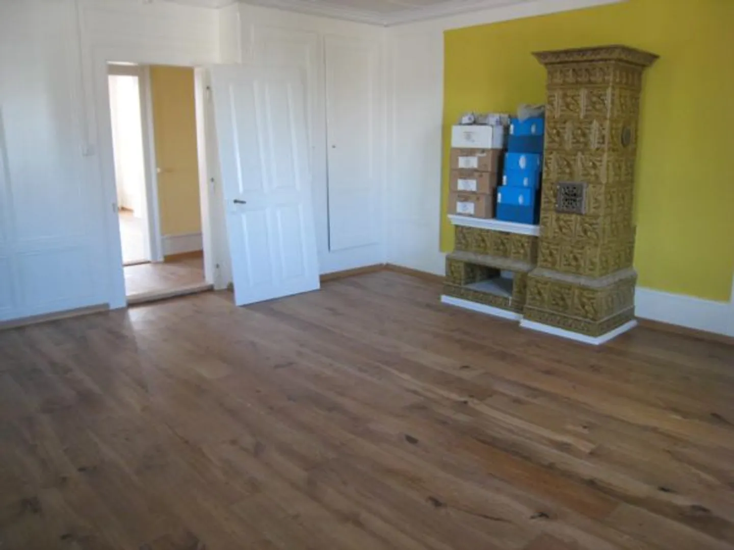 Appartamento affascinante con 3 camere in edificio storico a Belp - Foto 23 di 34