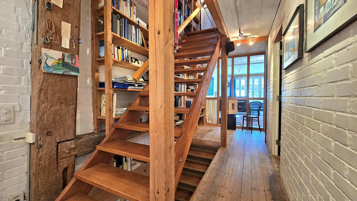 Section de maison Flarz nouvellement construite avec espace atelier/loft - Photo 9 sur 14