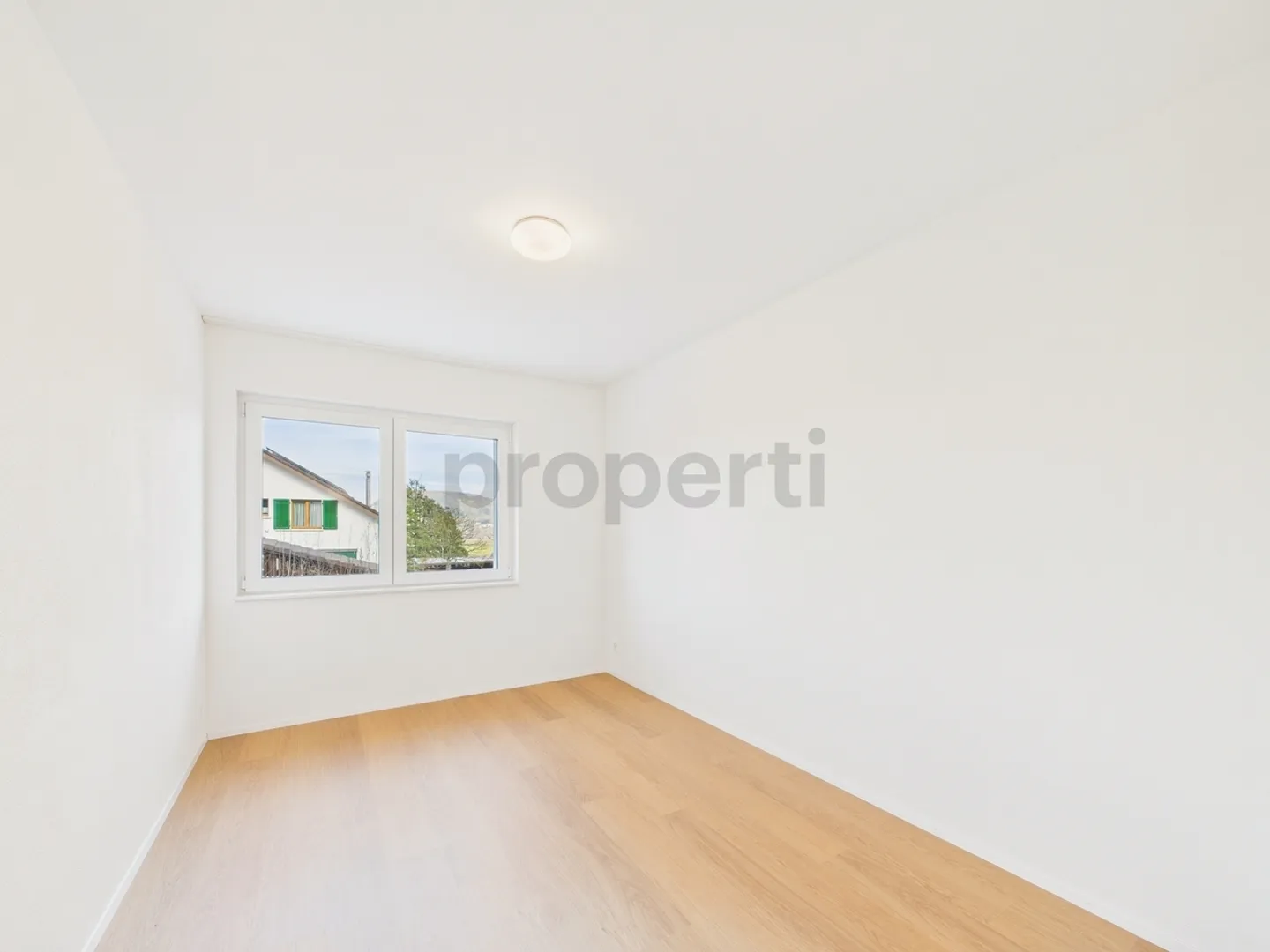 Light-Filled 3-Room Apartment with Terrace in Rietheim - Photo 6 of 12