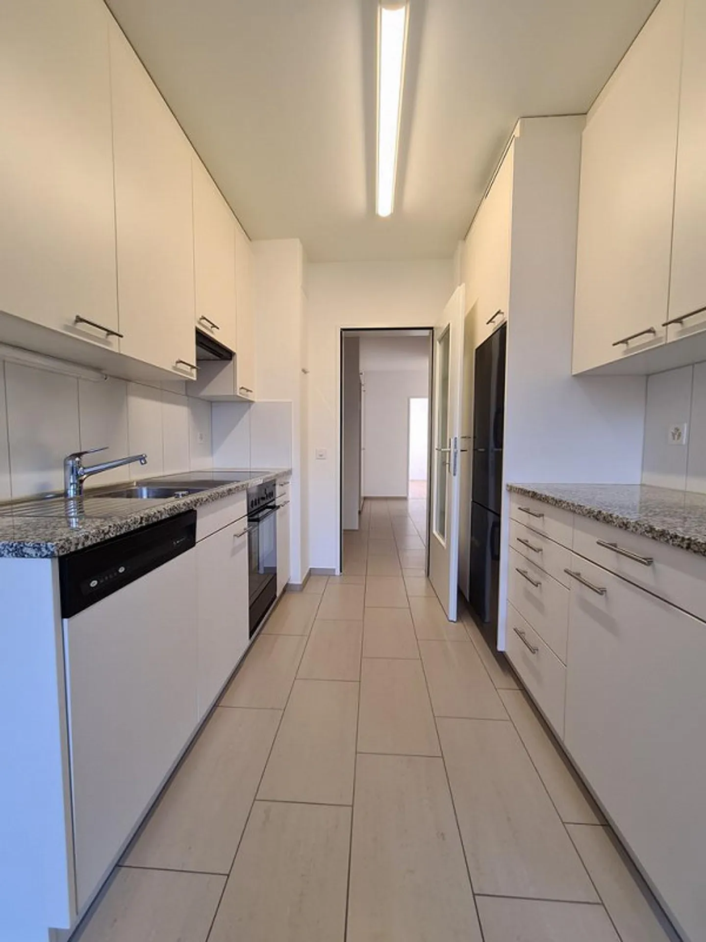 Helle 3.5-Zimmerwohnung in Bottmingen - Foto 1 von 6