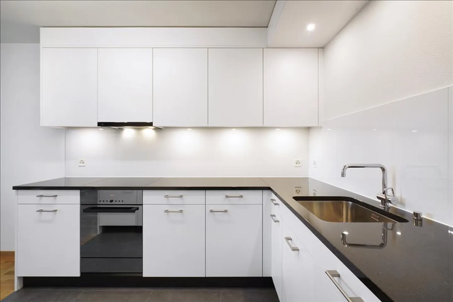 appartement lumineux et moderne dans le vert - Photo 6 sur 12