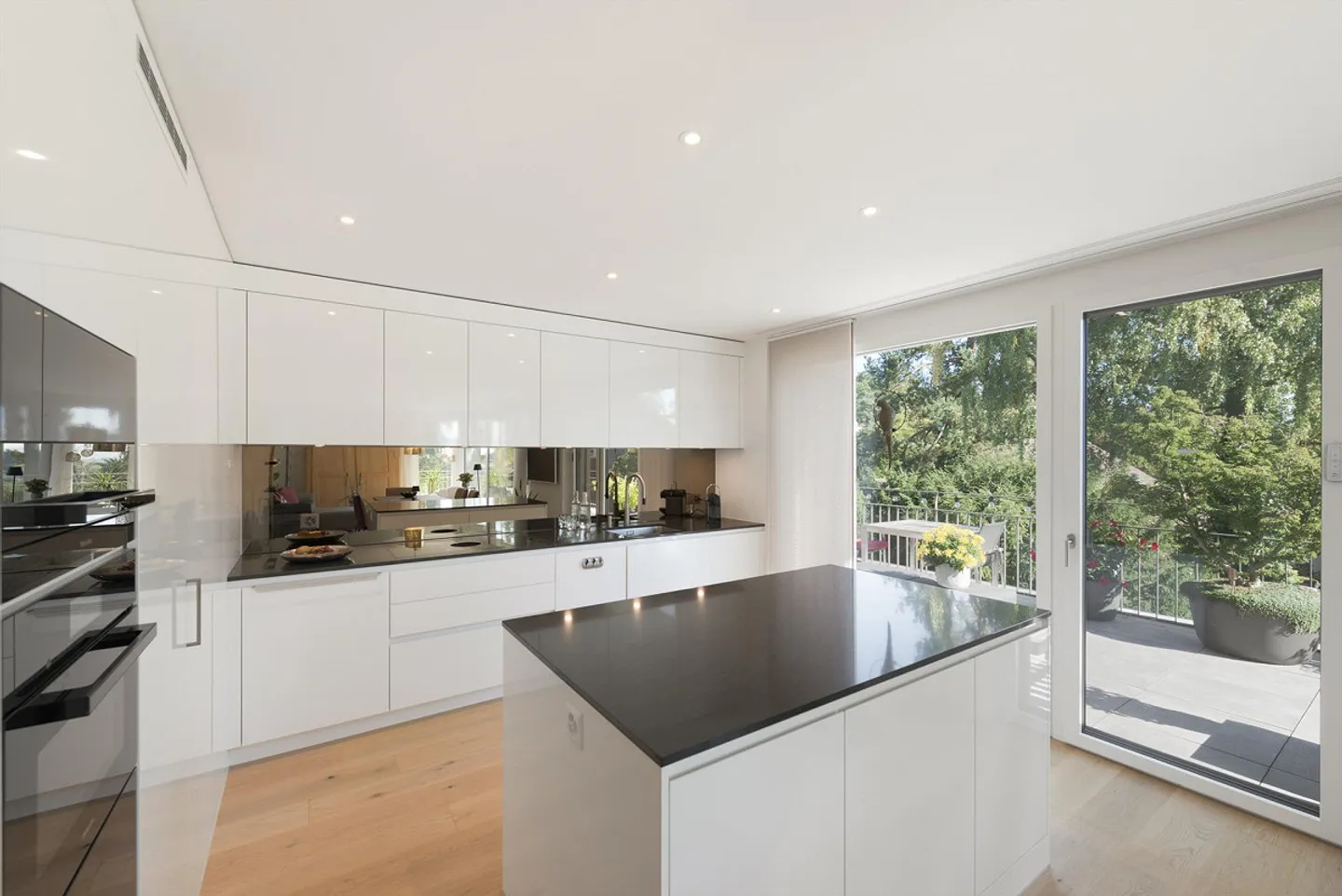 Stilvolle Attikawohnung mit Weitsicht - Foto 1 von 12