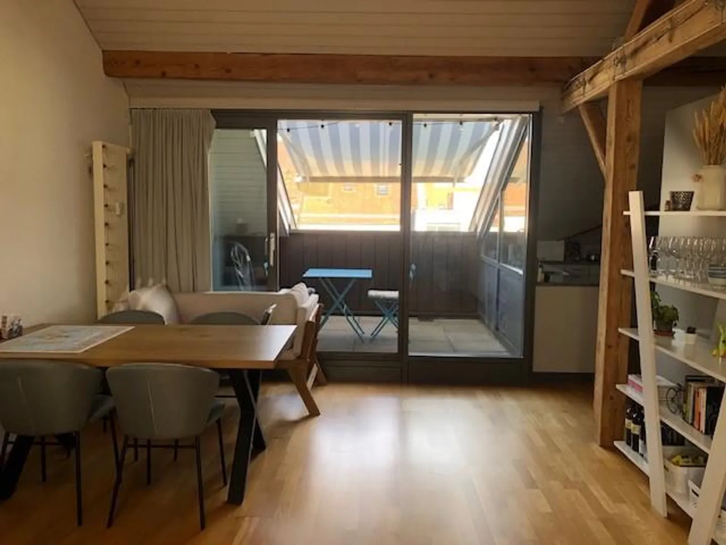 Appartamento affascinante con 2.5 stanze a Berna - Foto 3 di 8