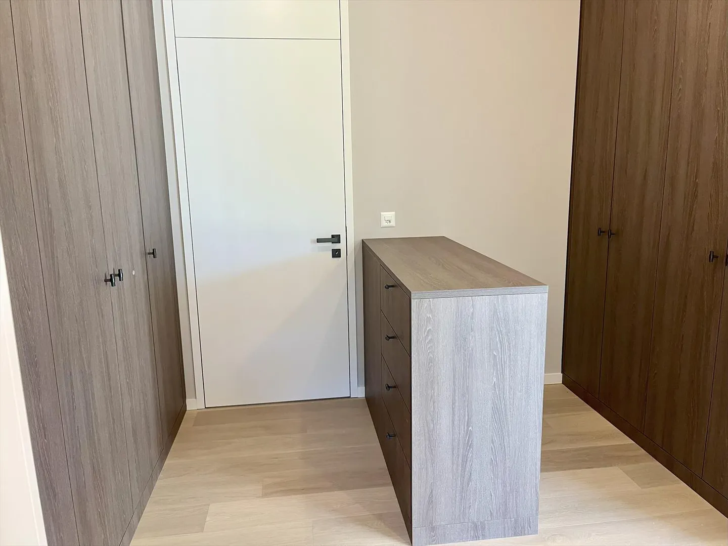 Anières – Nuovo Duplex Architettonico nel Cuore dei Vigneti con Giardino & Super Terrazze - Foto 16 di 30