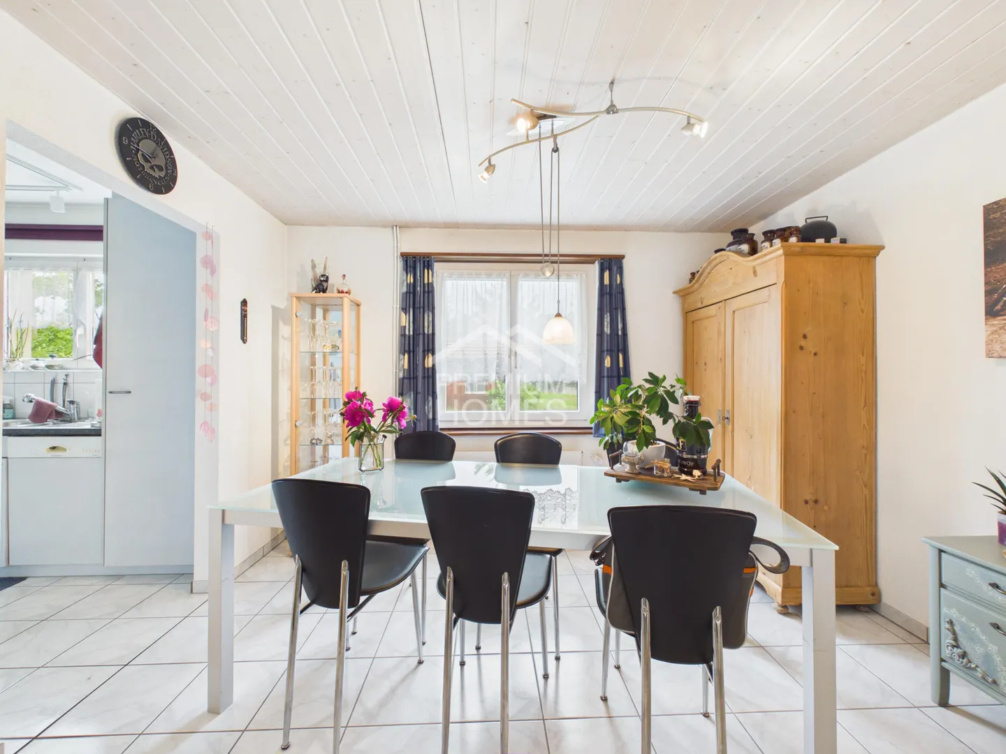 Maison Familiale Moderne - Photo 4 sur 10
