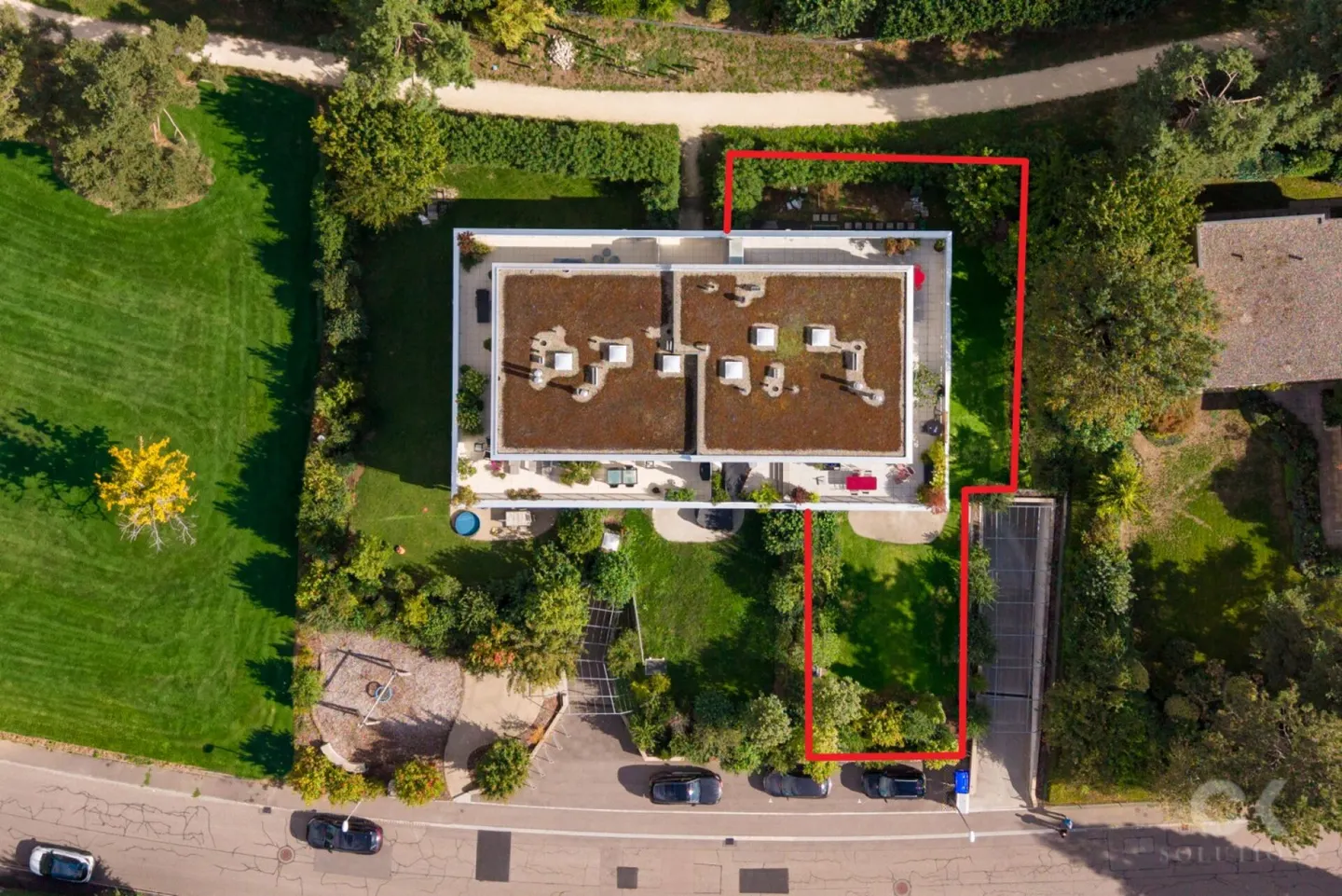Exclusive garden apartment in the best location in Bottmingen! - Photo 15 of 24