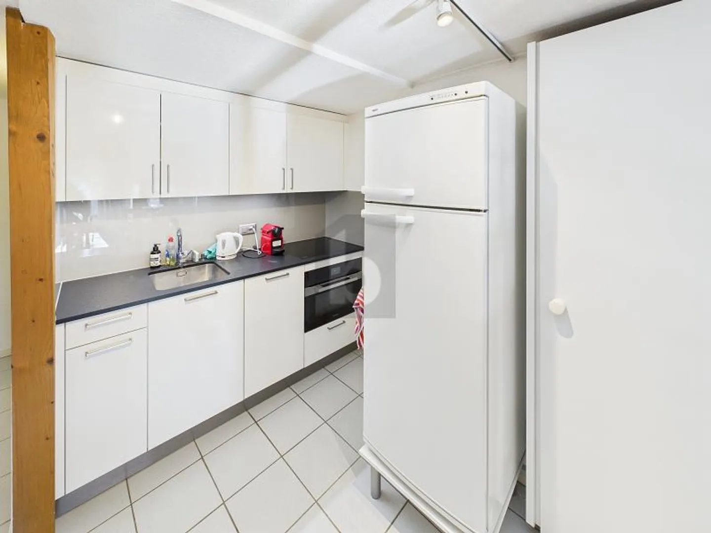 Ultimo piano 1.5 stanze - Foto 5 di 6