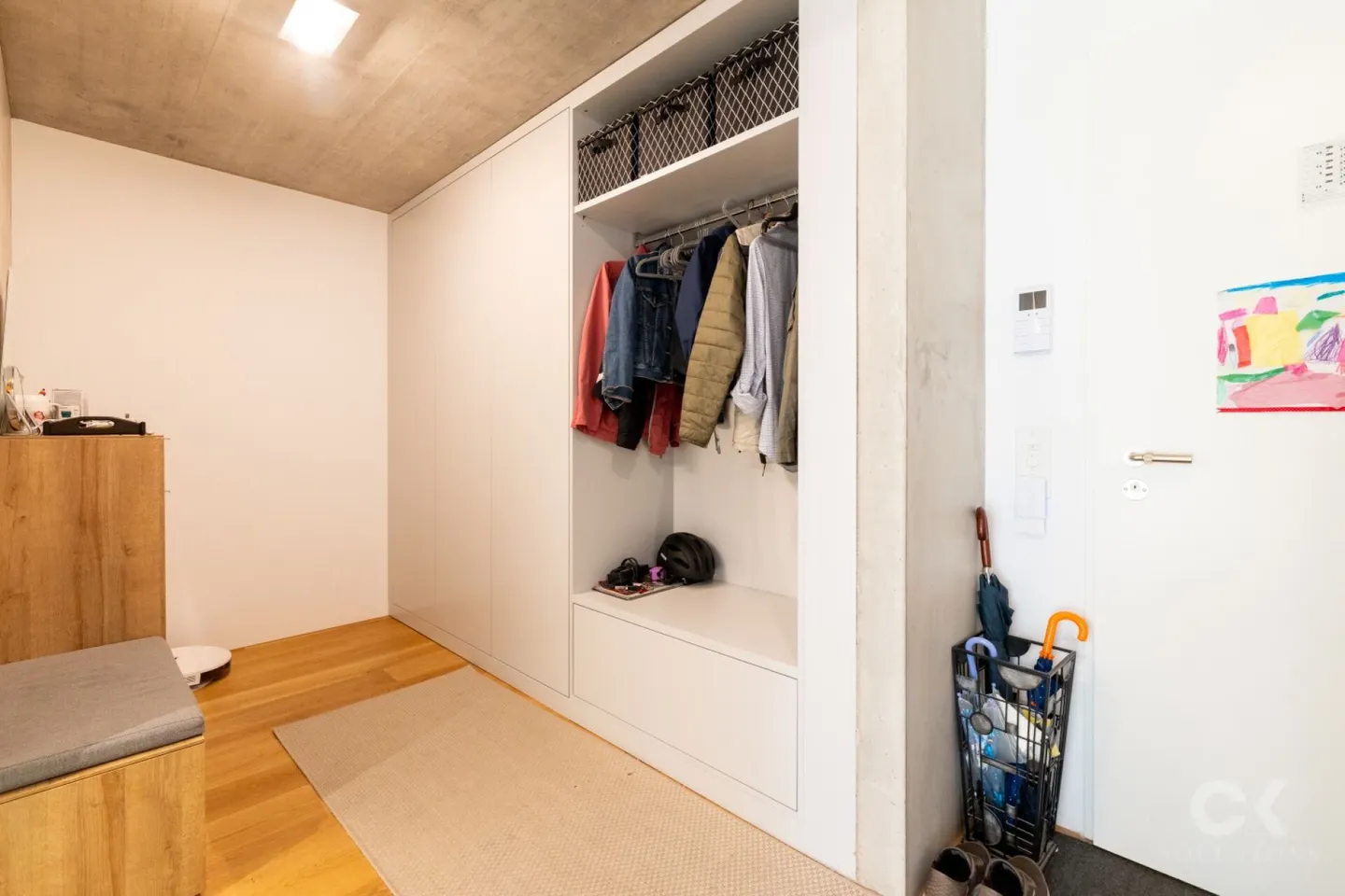 Exclusive garden apartment in the best location in Bottmingen! - Photo 6 of 24