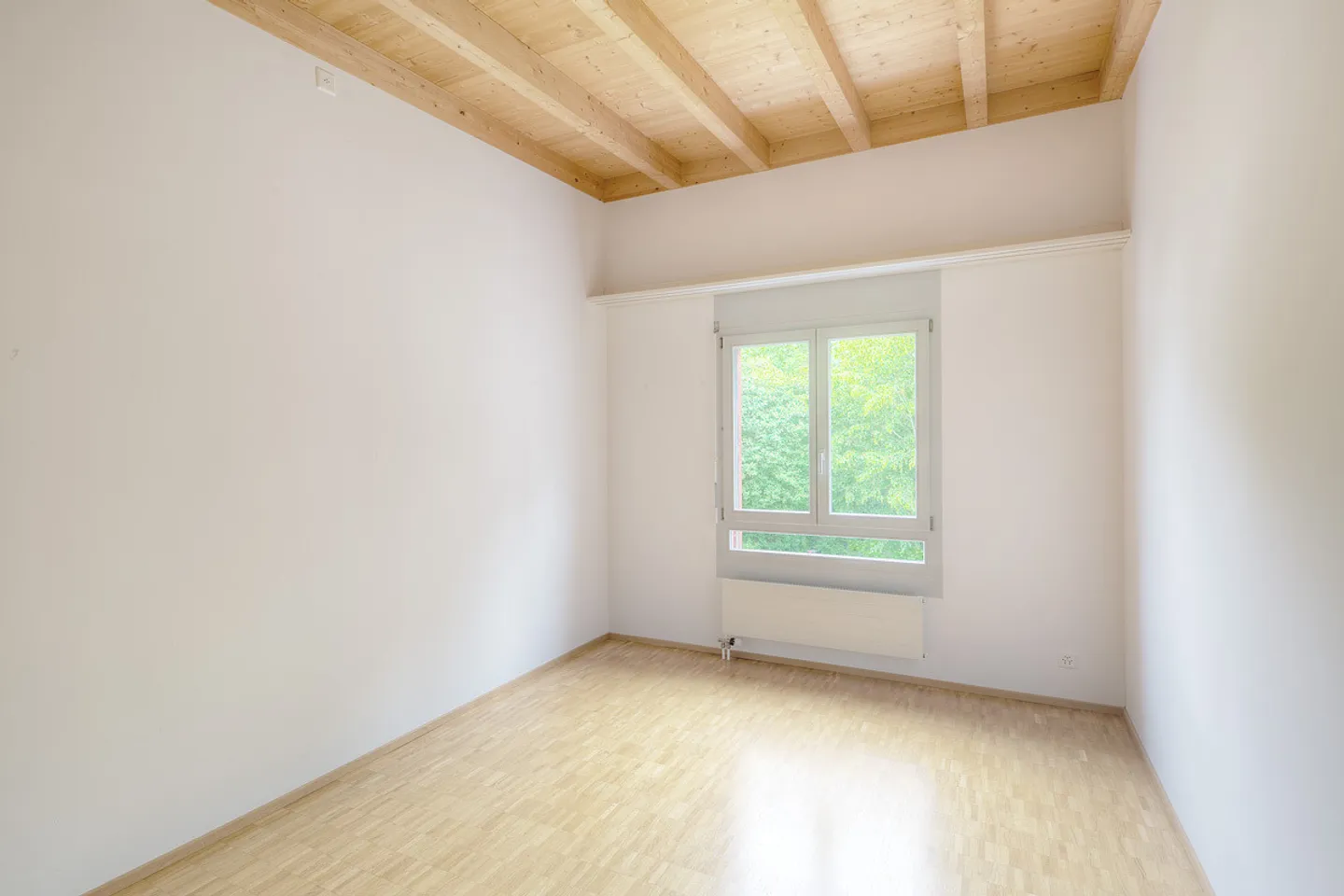 Helle Wohnung mit moderner Küche - Foto 8 von 9