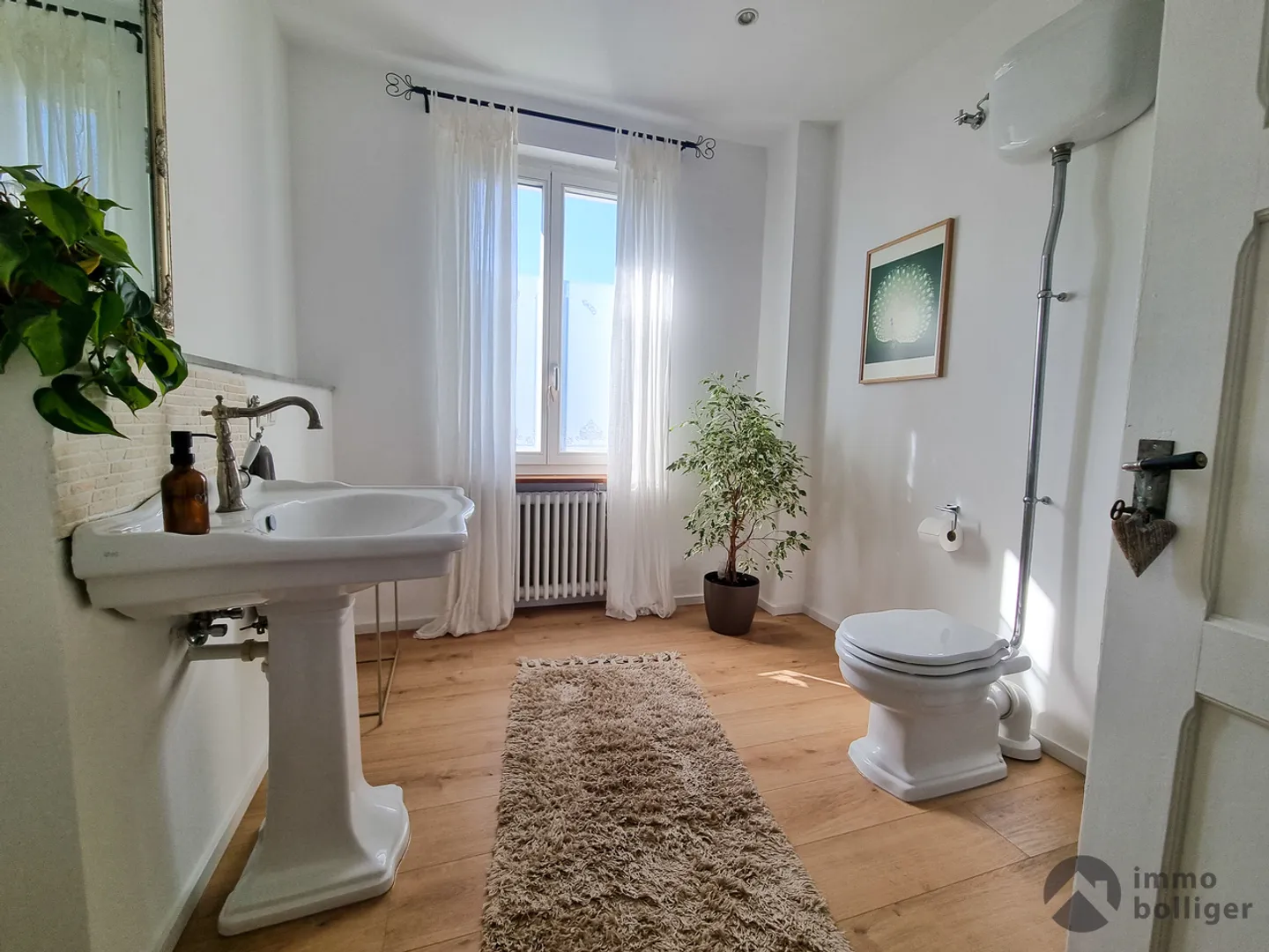 Charming Duplex with Garden Oasis - Photo 8 of 13