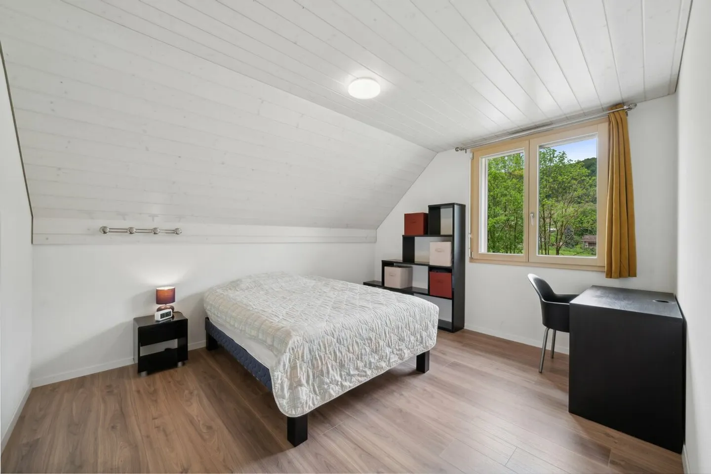 «Prächtige Doppelhaushälfte bei den Garagen "Villa Rosa"» - Foto 7 von 13