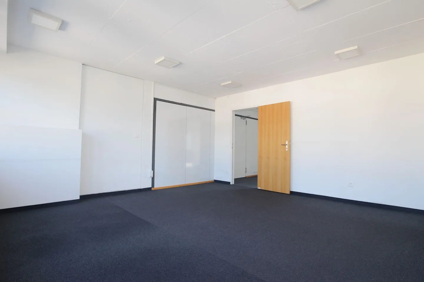 Bürofläche im Haus Metropol - Foto 2 von 4