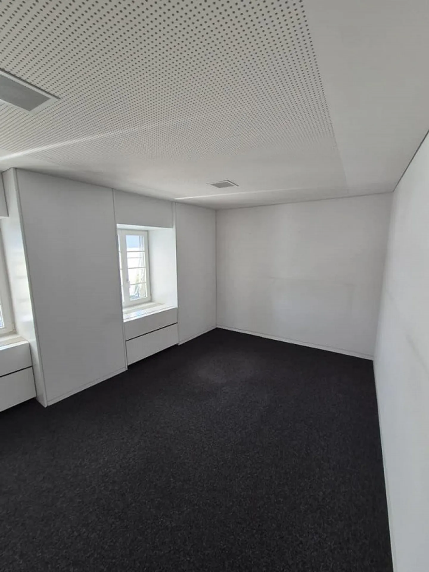 Uffici ampliati nella migliore posizione centrale a Zofingen - Foto 3 di 5