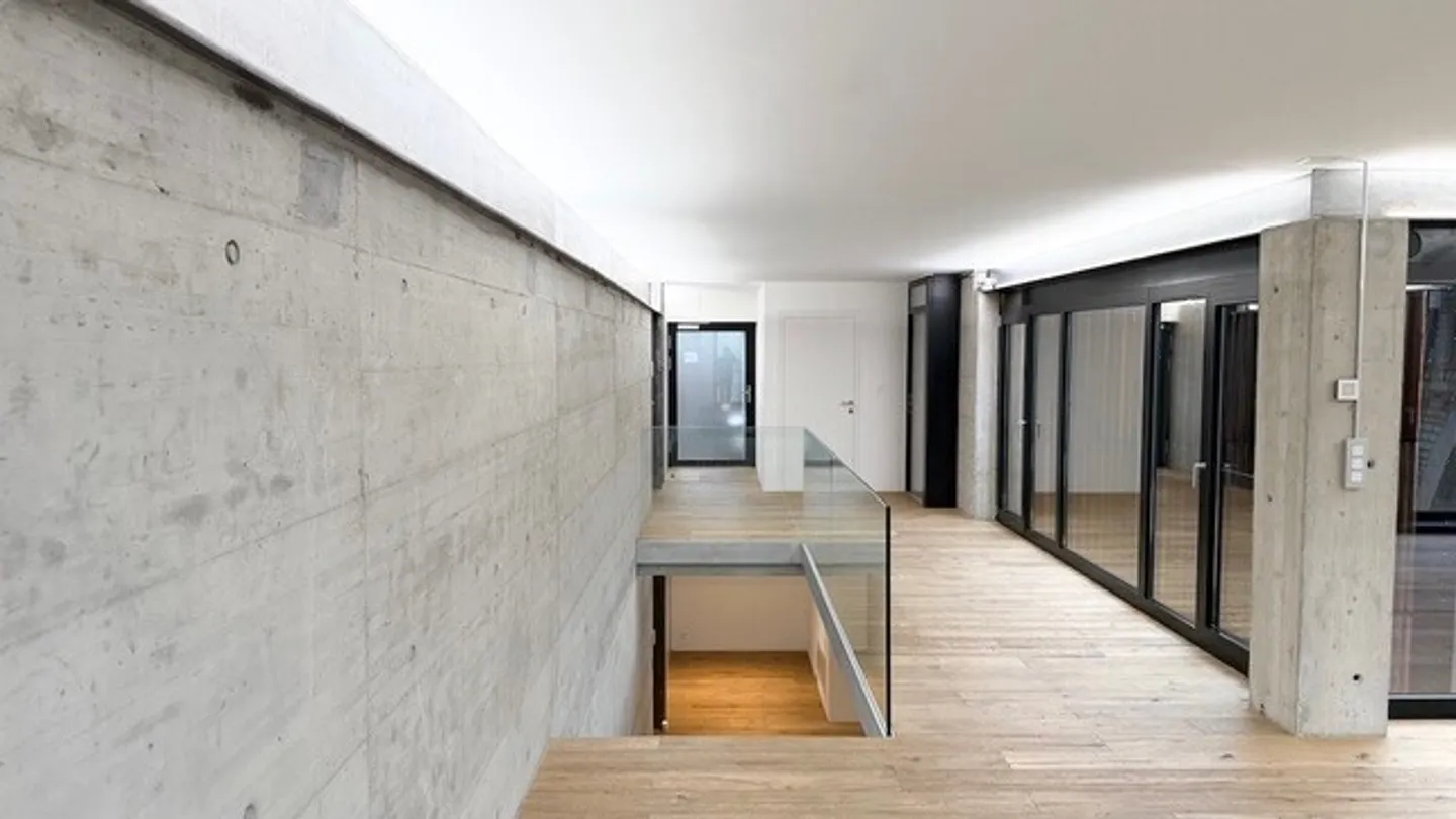 Splendide loft en duplex dans le quartier de Serrières - Photo 6 sur 11