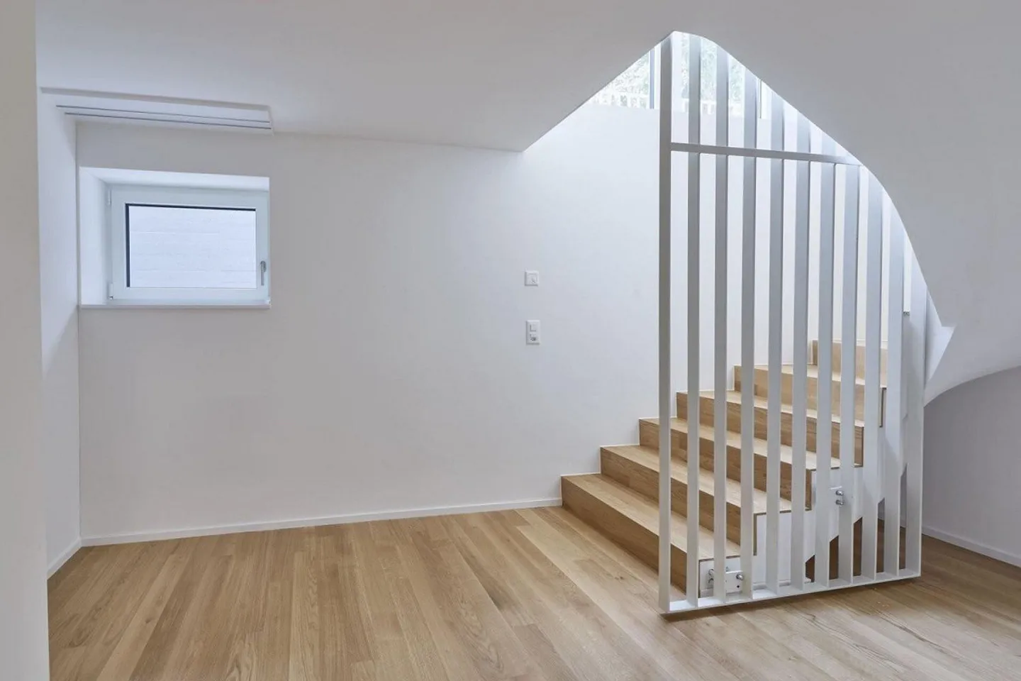 Appartamento Loft Moderno con Giardino - L'Architettura Incontra l'Atmosfera - Foto 7 di 10