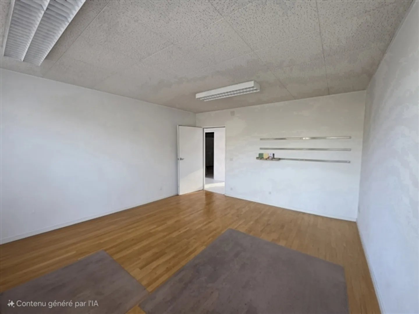 Commercial space of 20 m2 - Photo 2 of 2