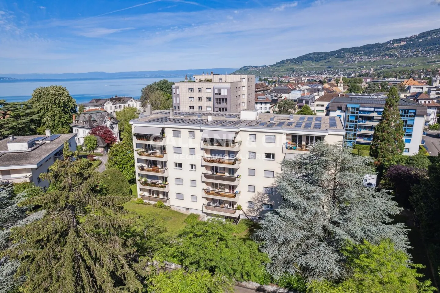 Appartement au Rez-de-Chaussée - Photo 2 sur 2