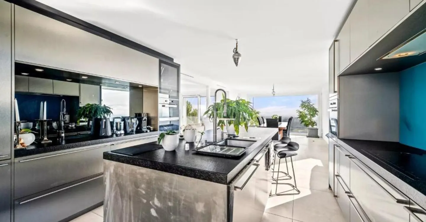 Schöne Architektenvilla mit Seeblick in der Nähe von Morges - Foto 5 von 11