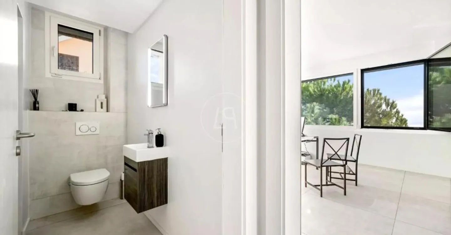Schöne Architektenvilla mit Seeblick in der Nähe von Morges - Foto 7 von 11