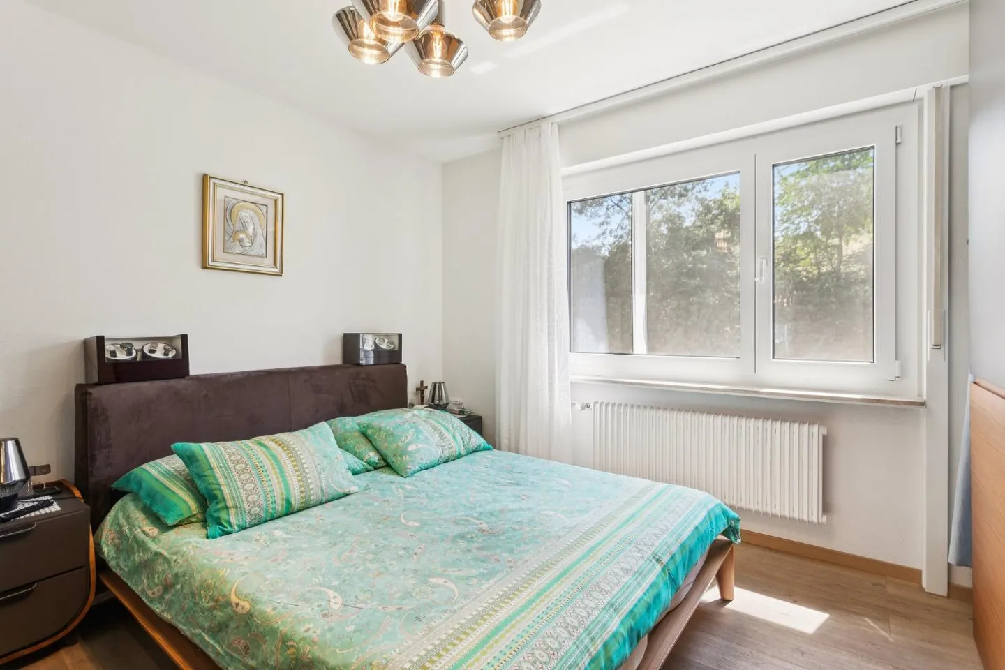 Un appartement rénové de 5.5 pièces au cœur de Villars-sur-Glâne - Photo 2 sur 10