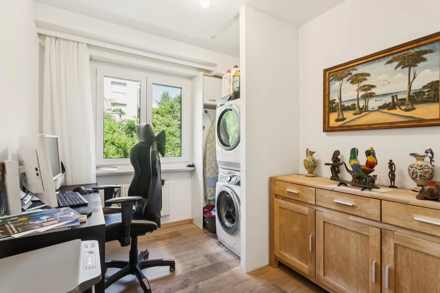 Un appartement rénové de 5.5 pièces au cœur de Villars-sur-Glâne - Photo 7 sur 10