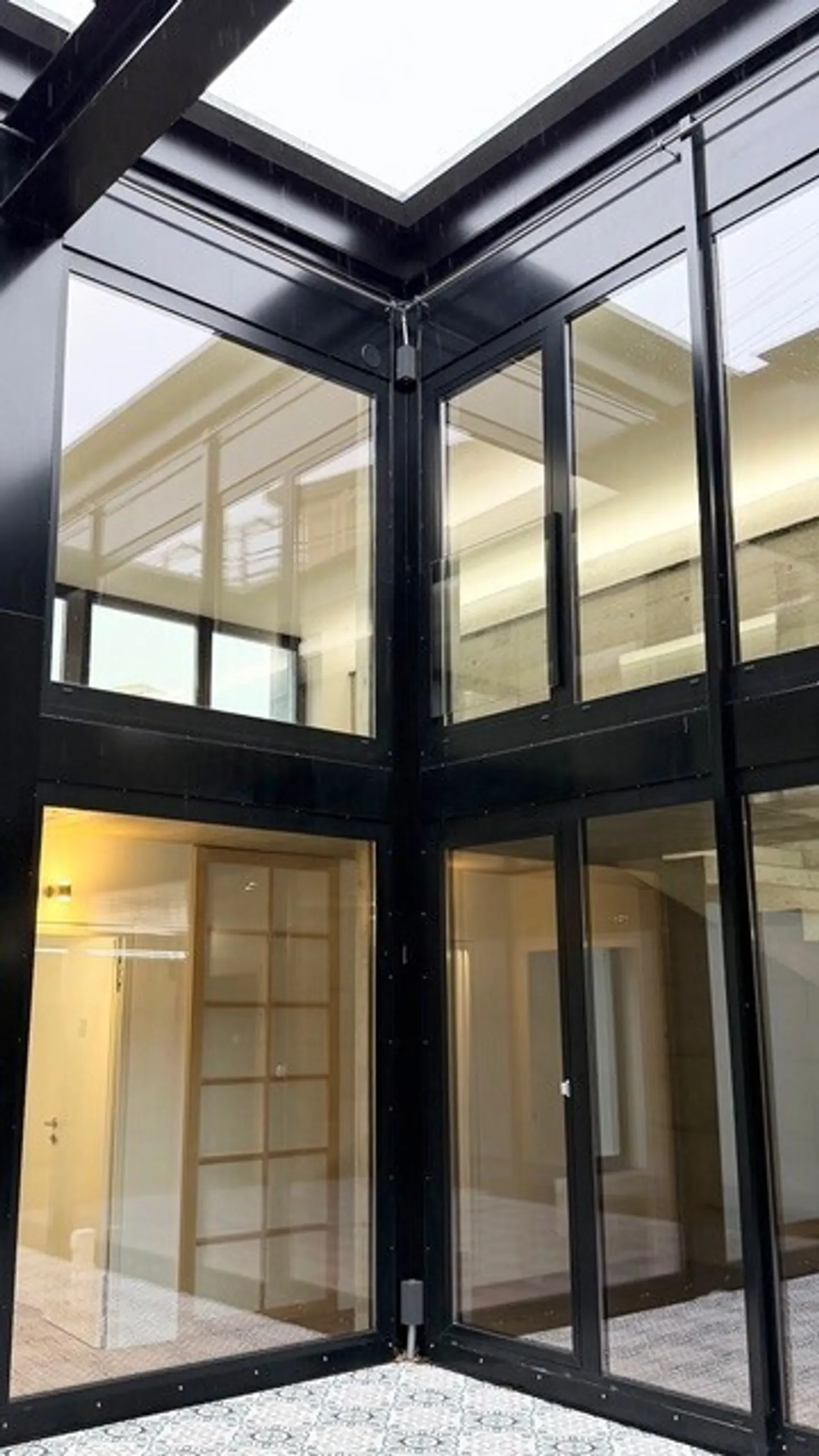 Splendide loft en duplex dans le quartier de Serrières - Photo 11 sur 11