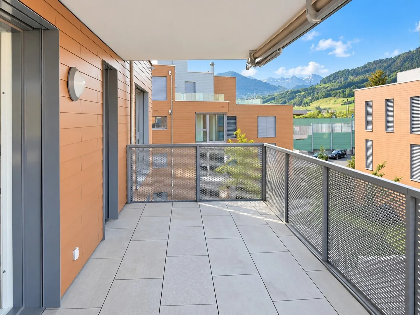 Modernes Apartment in Lachen SZ - Foto 3 von 11
