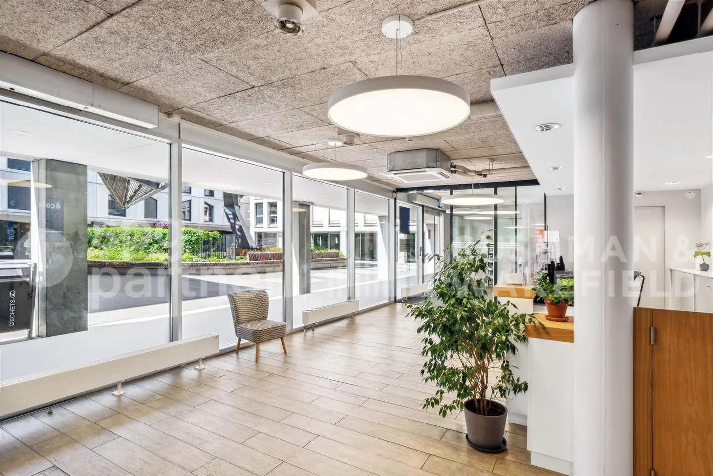 Your strategic address for an exceptional working environment - Photo 2 of 10