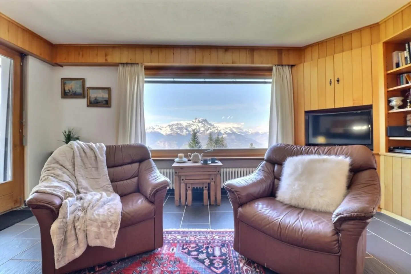 Four-Room Apartment in Villars-sur-Ollon - Photo 2 of 21