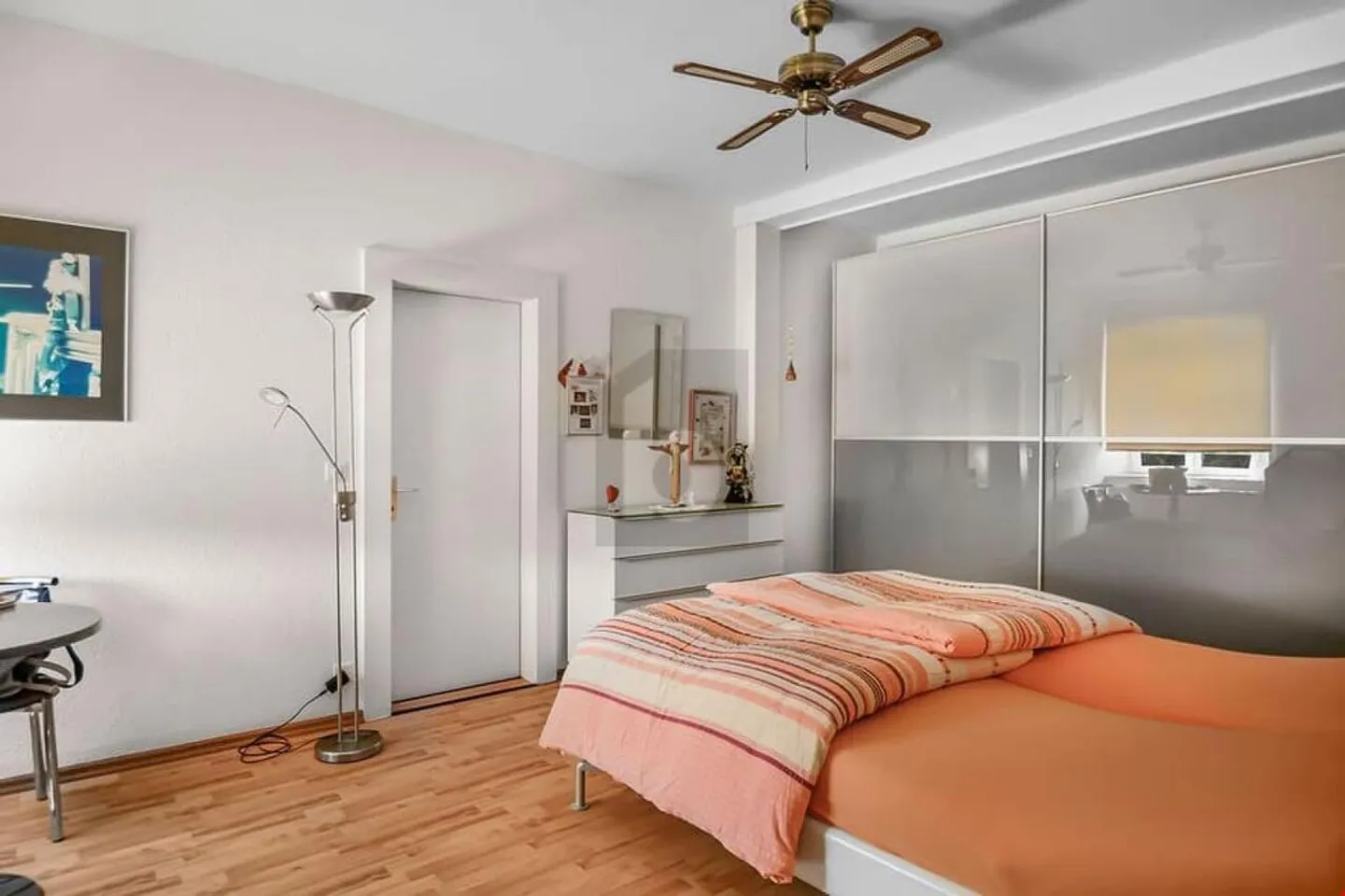 OPPORTUNITÀ RARA IN UN VILLAGGIO DINAMICO - Foto 3 di 6