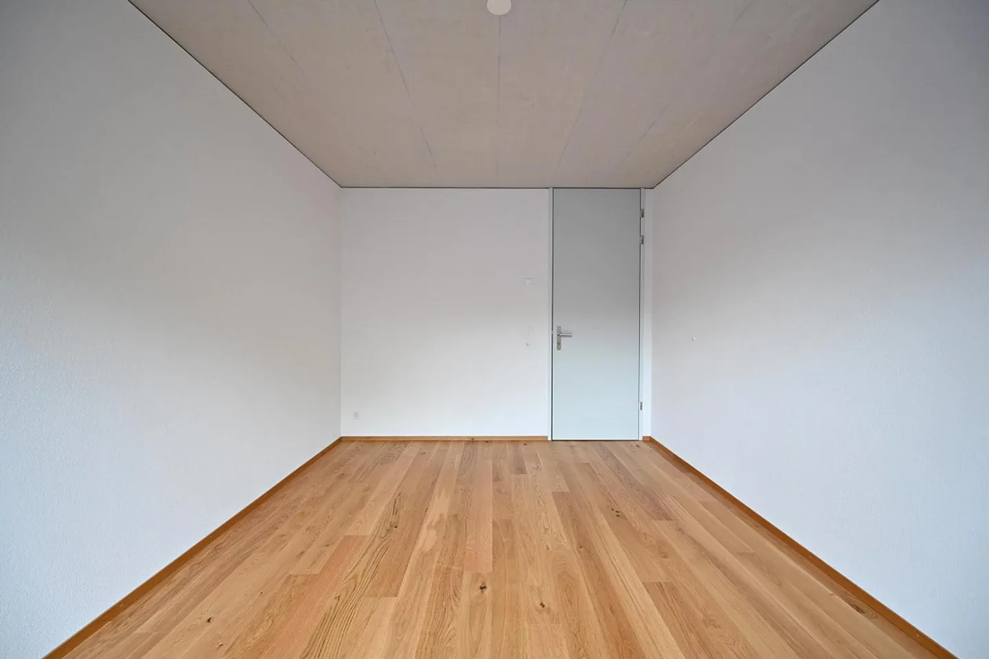 Looking for a new apartment? - Photo 8 of 13