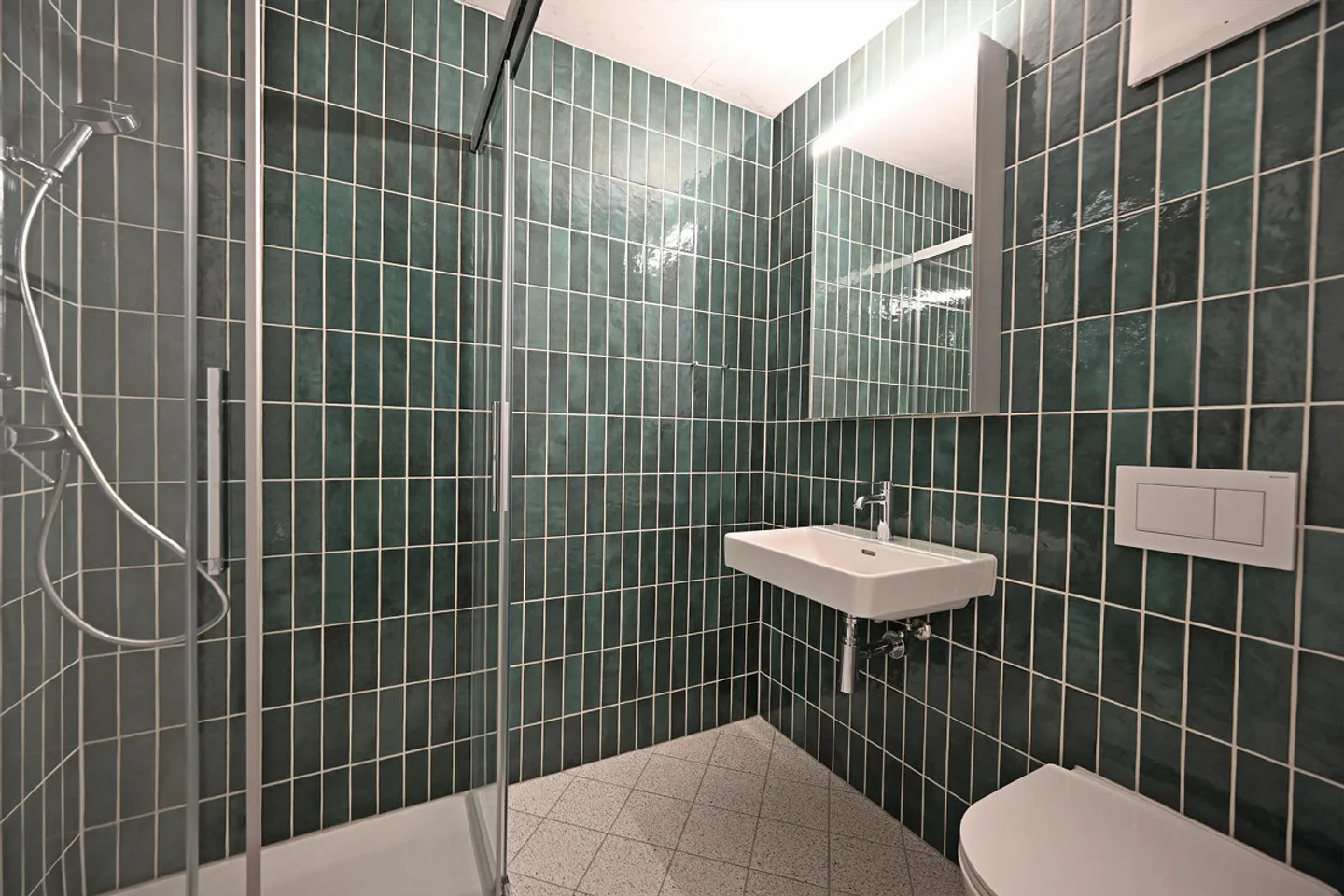 Looking for a new apartment? - Photo 11 of 13