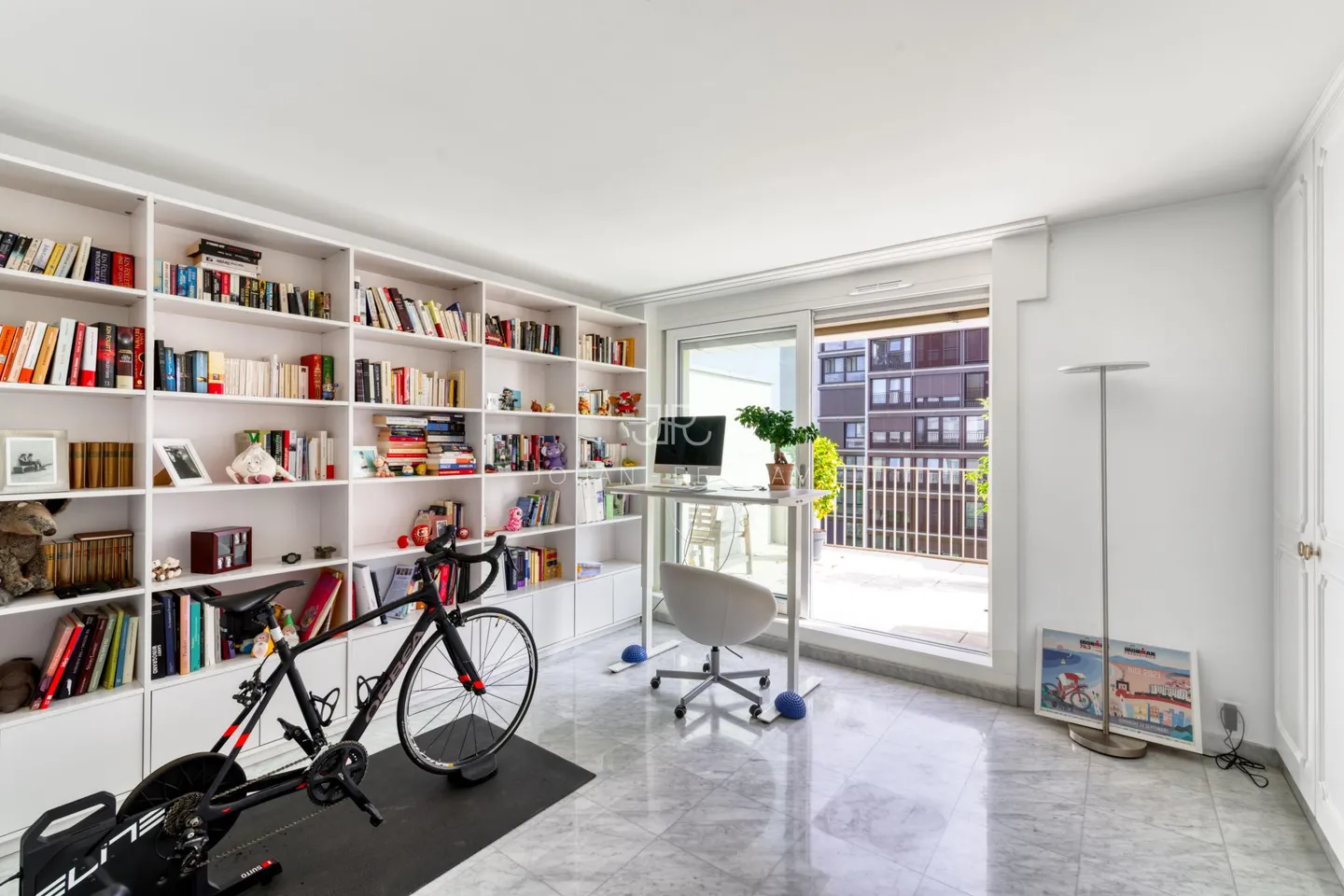 Cologny | 4-room penthouse apartment with stunning views - Photo 9 of 11