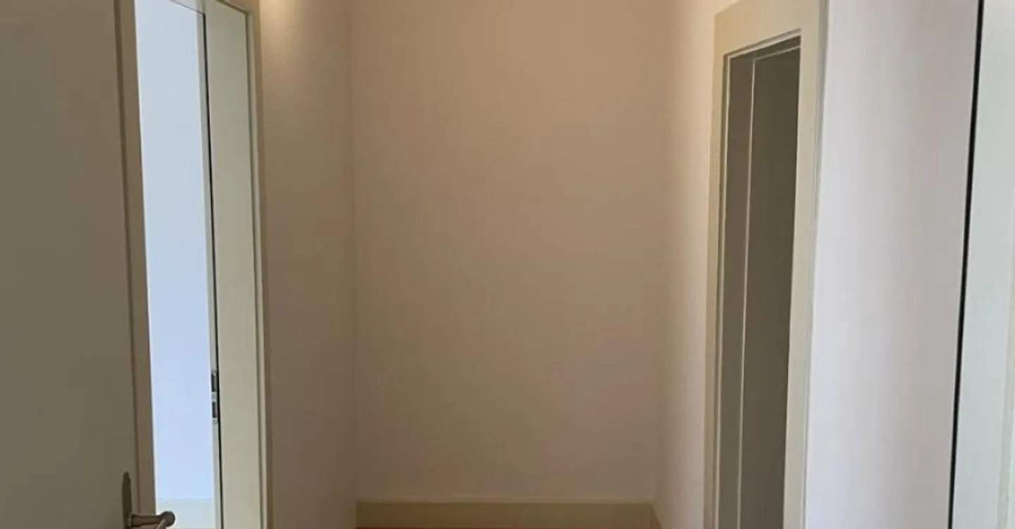 Central 4.5 Room Apartment - Photo 10 of 10