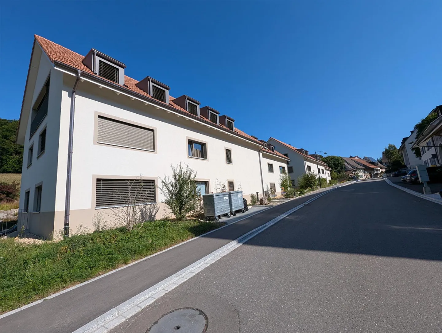 Moderne Gartenwohnung mit Sitzplatz - Foto 1 von 10