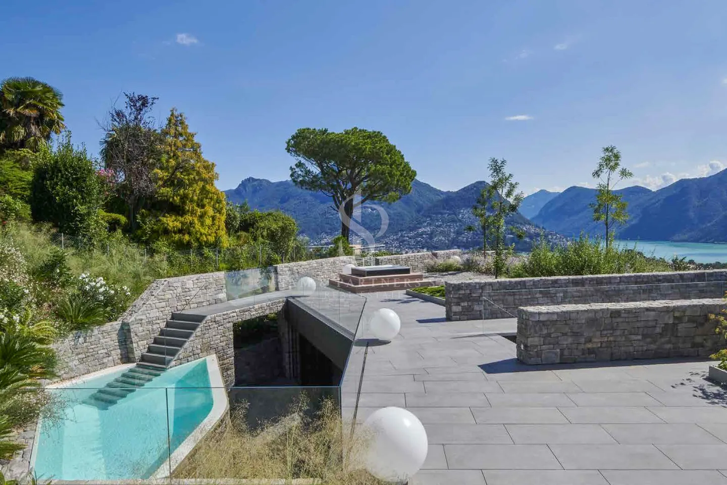 Luxury Penthouse with Pool - Photo 1 of 21