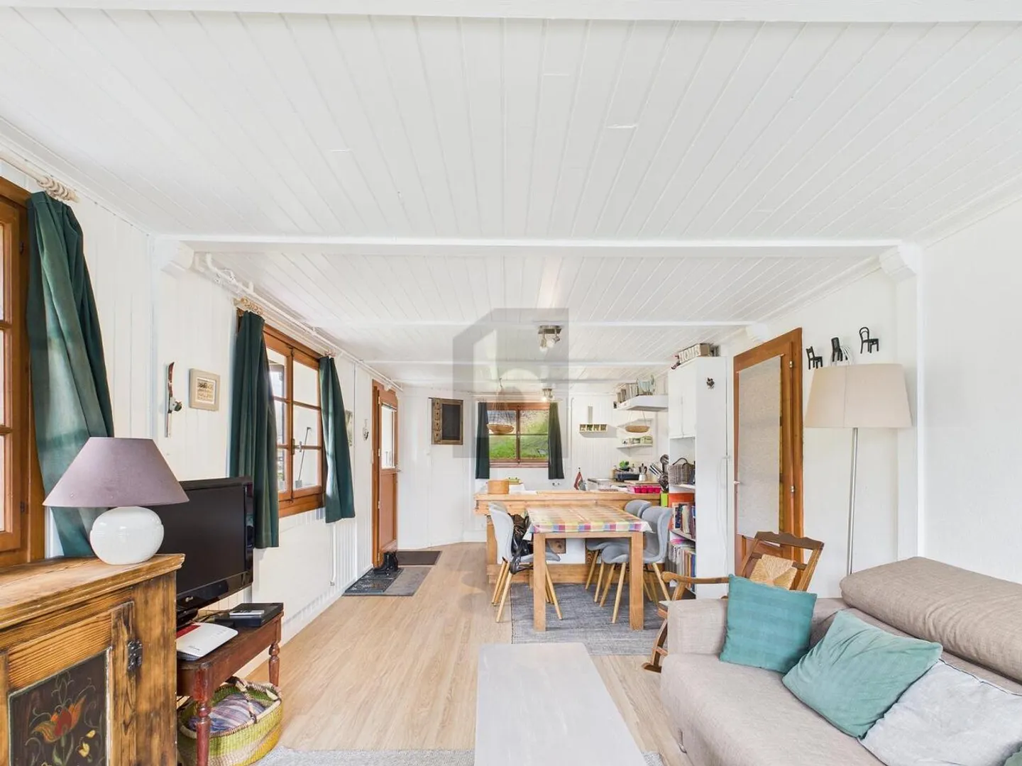 NEAR THE CABLE CAR! - Photo 1 of 6