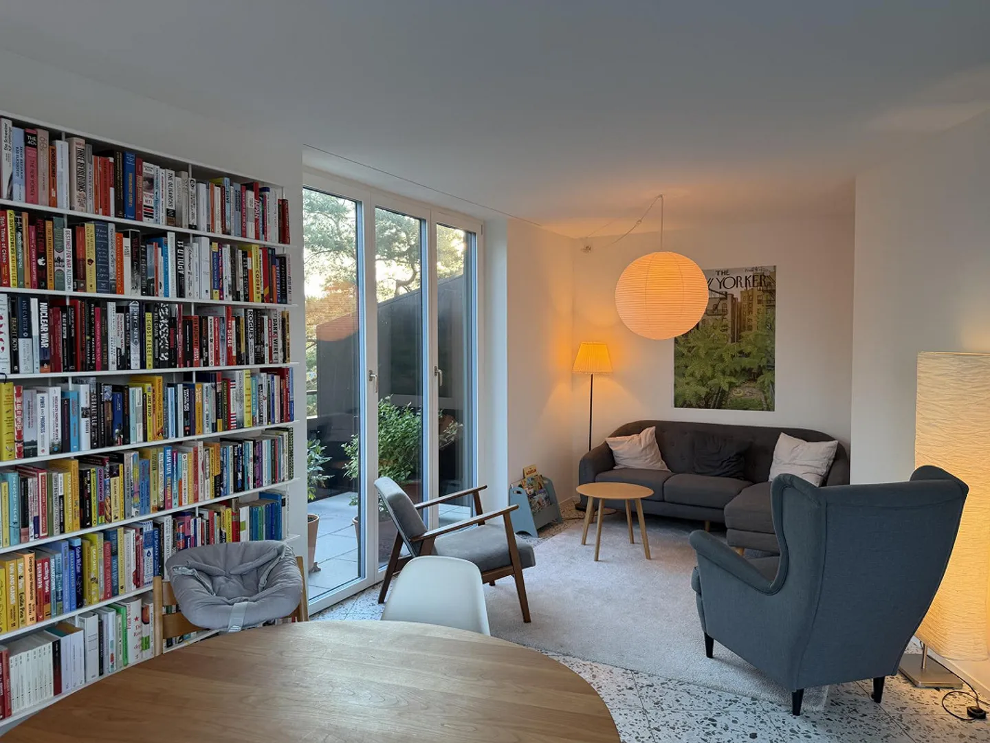 Helle 3½-Zimmer-Attikawohnung mit drei Balkonen und Weitsicht - Photo 1 sur 12