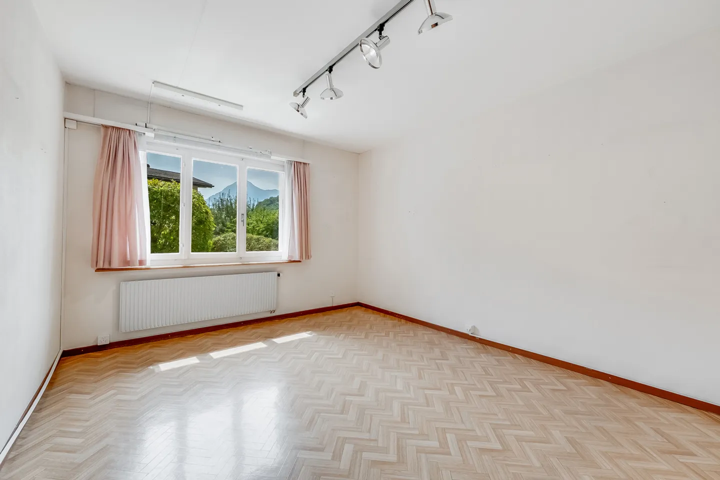 Villa individuelle avec studio - Photo 3 sur 8